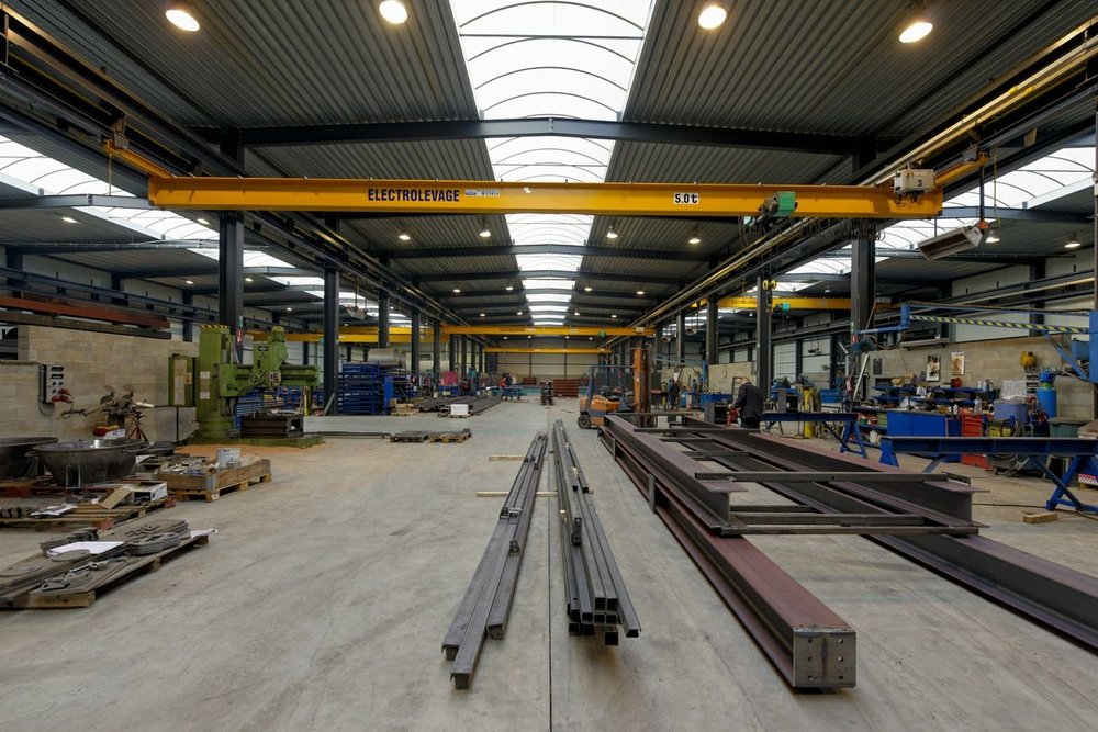 Los talleres de Belgium Metal equipados con grúas puente Verlinde
